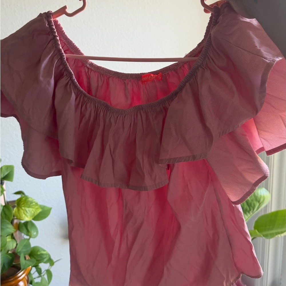 Women's Off-Shoulder Ruffle Top